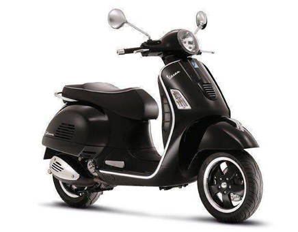 Vespa GTS 300 (avec et sans ABS) noir 94