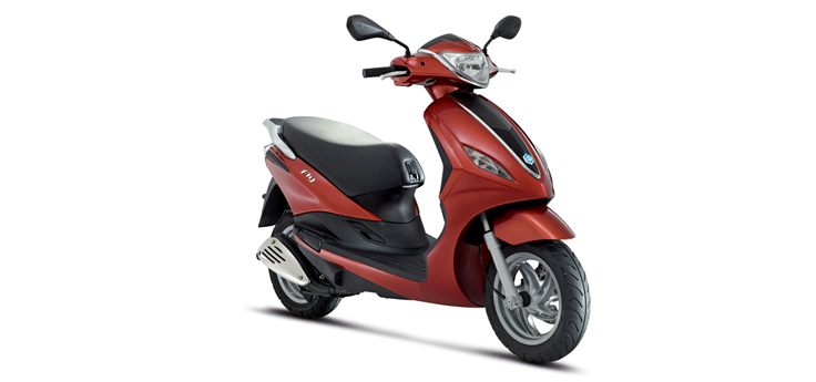 Pièces détachées Piaggio New Fly 4 temps 2V 25km/h rouge 584a